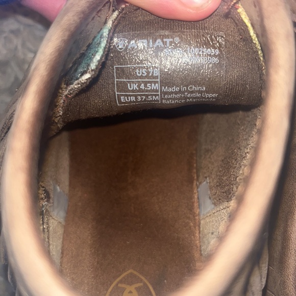 Ariat bomber cruiser boots Aztec print - Picture 6 of 7